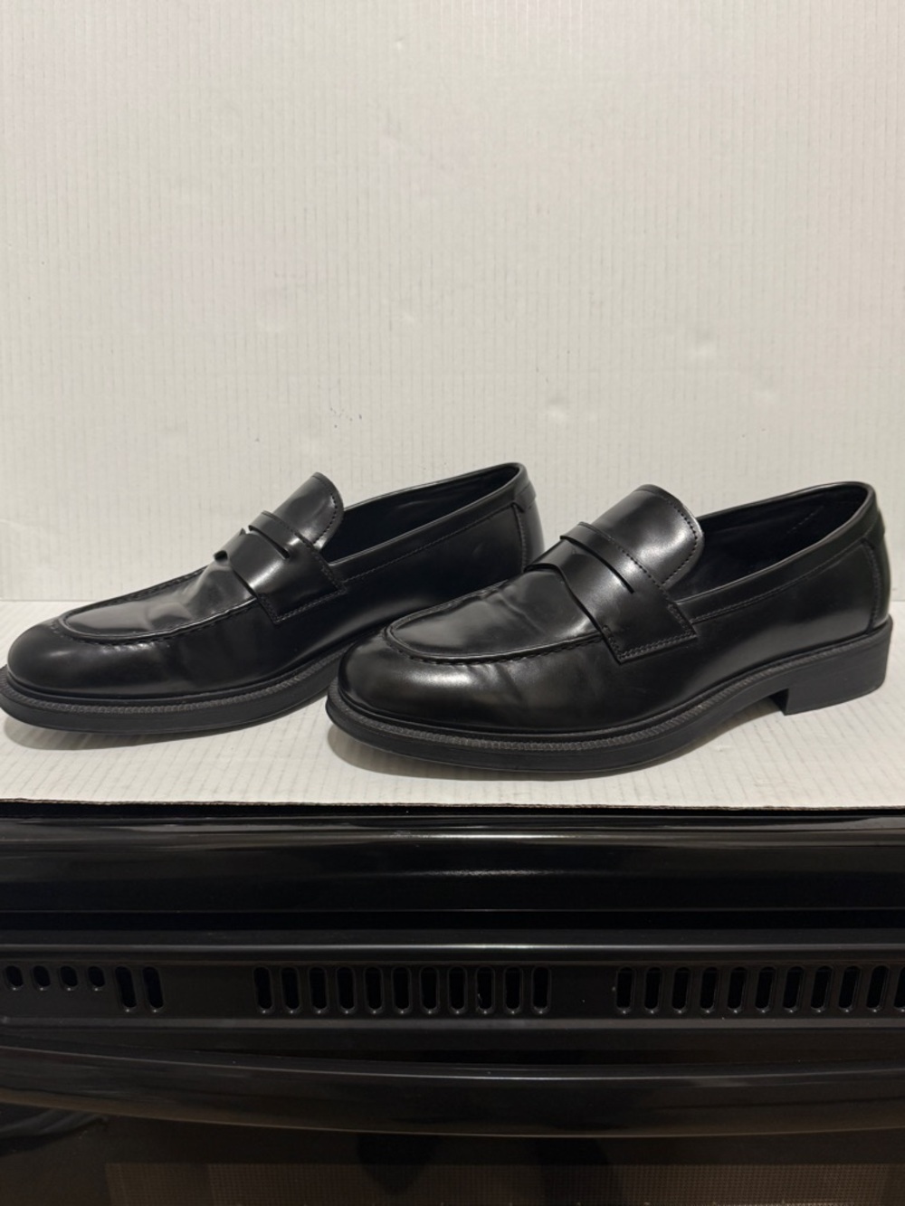 Zara Men's Black Leather Loafers Sz 43 US 10 Business Office Shoes Slip On